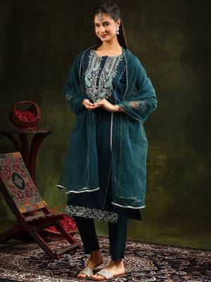 embroidered thread work chanderi cotton kurta with trousers & dupatta 5