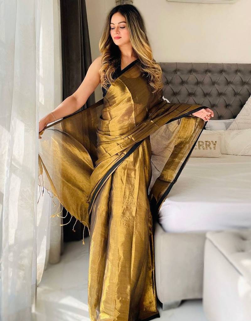 Gold tissue handloom kasavu saree