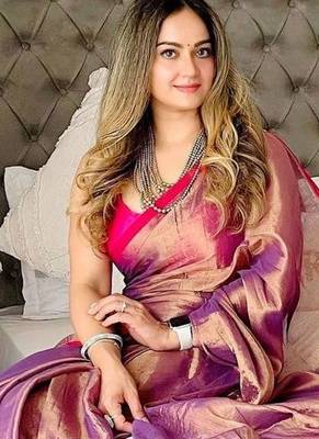 Purple woven design tissue kasavu saree 4