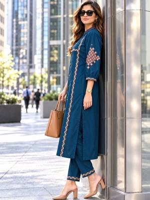 women ethnic motifs embroidered regular sequinned kurta with trousers 2
