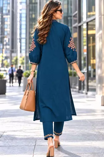 women ethnic motifs embroidered regular sequinned kurta with trousers