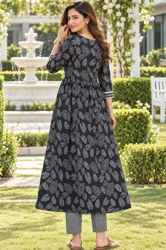women ethnic motifs printed empire kurta with trousers with dupatta