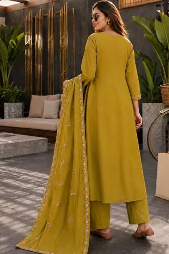 women floral embroidered tiered thread work chanderi cotton kurta with trousers & with dupatta