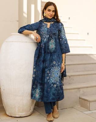 women ethnic motifs printed regular mirror work  cotton kurta with trousers & with dupatta 6