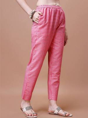 women floral printed mirror work kurta with trousers & with dupatta 3