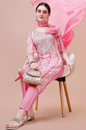 women floral printed mirror work kurta with trousers & with dupatta