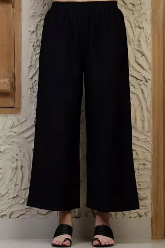 women regular kurta with palazzos