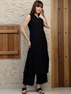 women regular kurta with palazzos 7