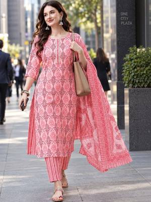 women ethnic motifs printed kurta with trousers & with dupatta 1