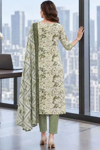 women floral printed regular  cotton kurta with trousers & with dupatta