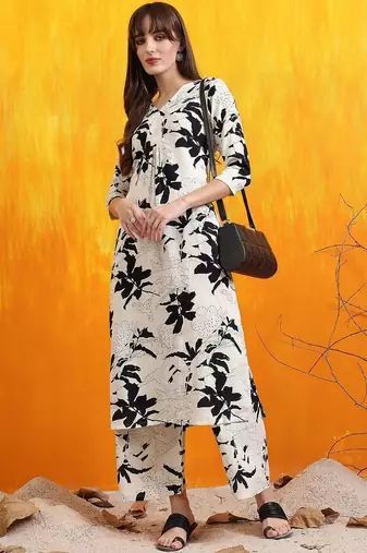 women floral printed regular kurta with trousers
