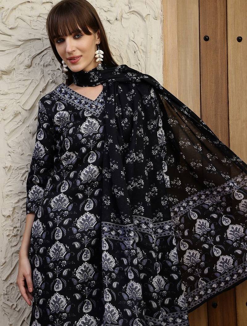 women ethnic motifs printed regular kurta with pyjamas & with dupatta