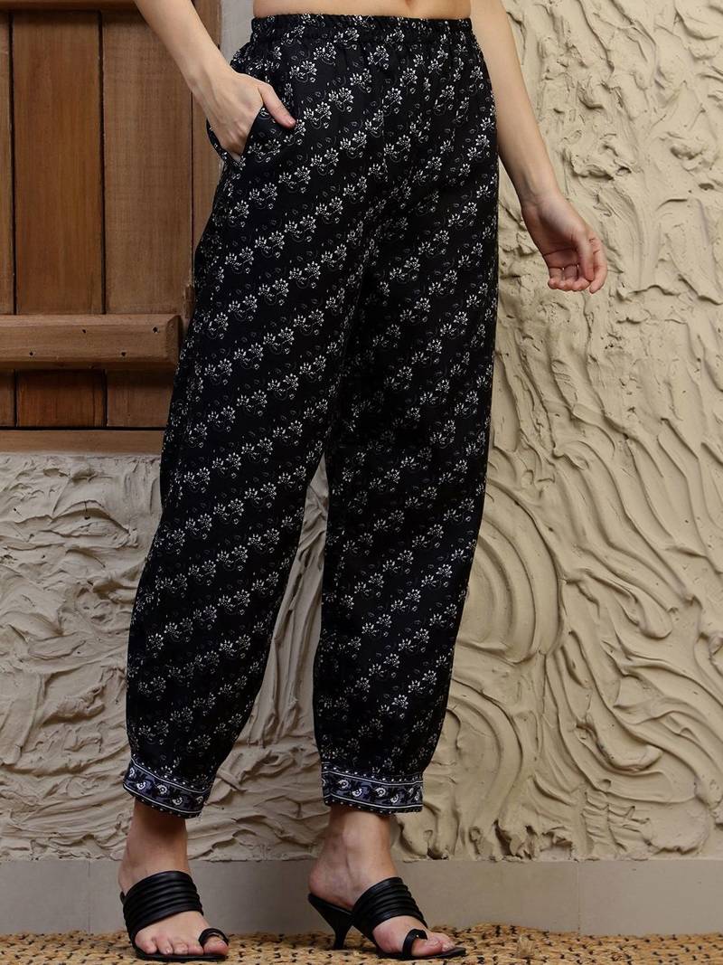 women ethnic motifs printed regular kurta with pyjamas & with dupatta