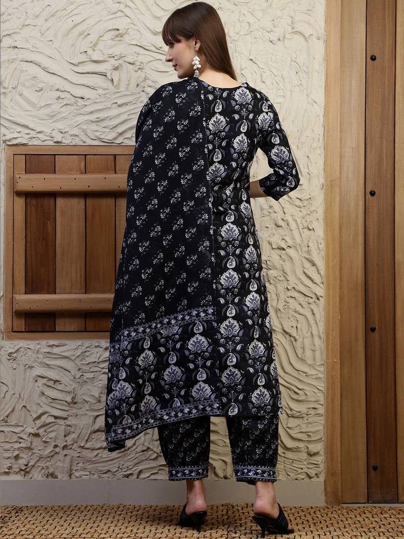 women ethnic motifs printed regular kurta with pyjamas & with dupatta