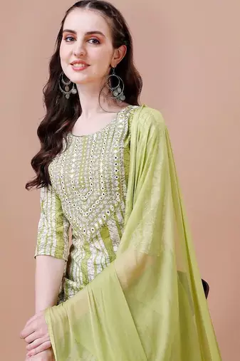 women floral printed mirror work kurta with trousers & with dupatta