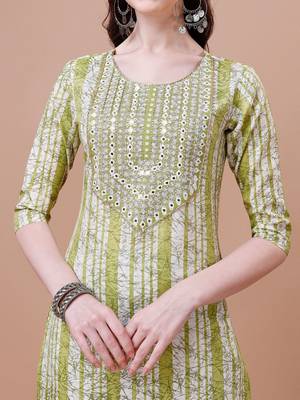 women floral printed mirror work kurta with trousers & with dupatta 5