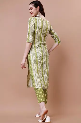 women floral printed mirror work kurta with trousers & with dupatta