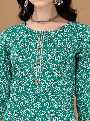 women floral printed kurta with trousers & with dupatta 7
