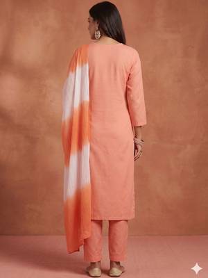 women ethnic motifs embroidered regular thread work kurta with trousers & with dupatta 3