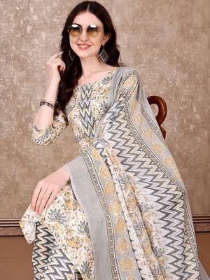 women floral printed kurta with trousers & with dupatta 2