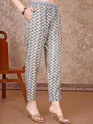 women floral printed kurta with trousers & with dupatta 4