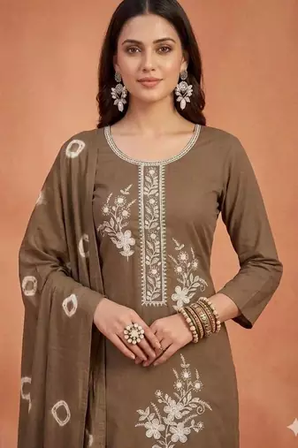 women ethnic motifs embroidered regular thread work kurta with trousers & with dupatta