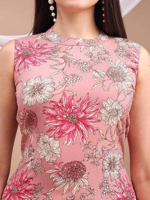 women floral printed regular kurta with palazzos 2