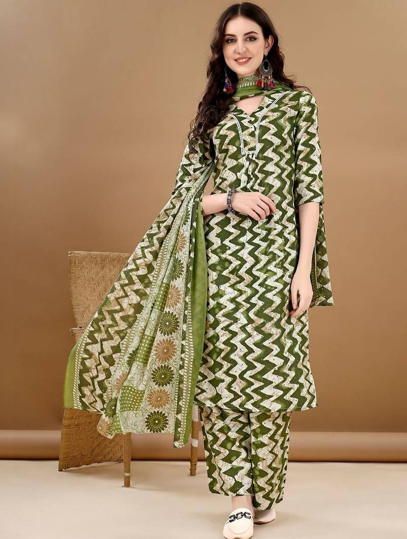 women printed regular kurta with trousers & with dupatta