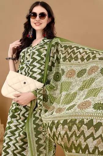 women printed regular kurta with trousers & with dupatta