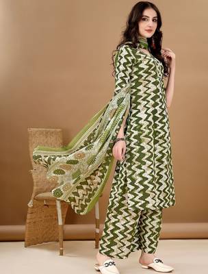 women printed regular kurta with trousers & with dupatta 6