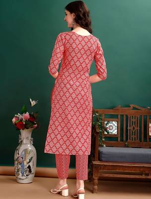 women printed kurta with trousers & with dupatta 4