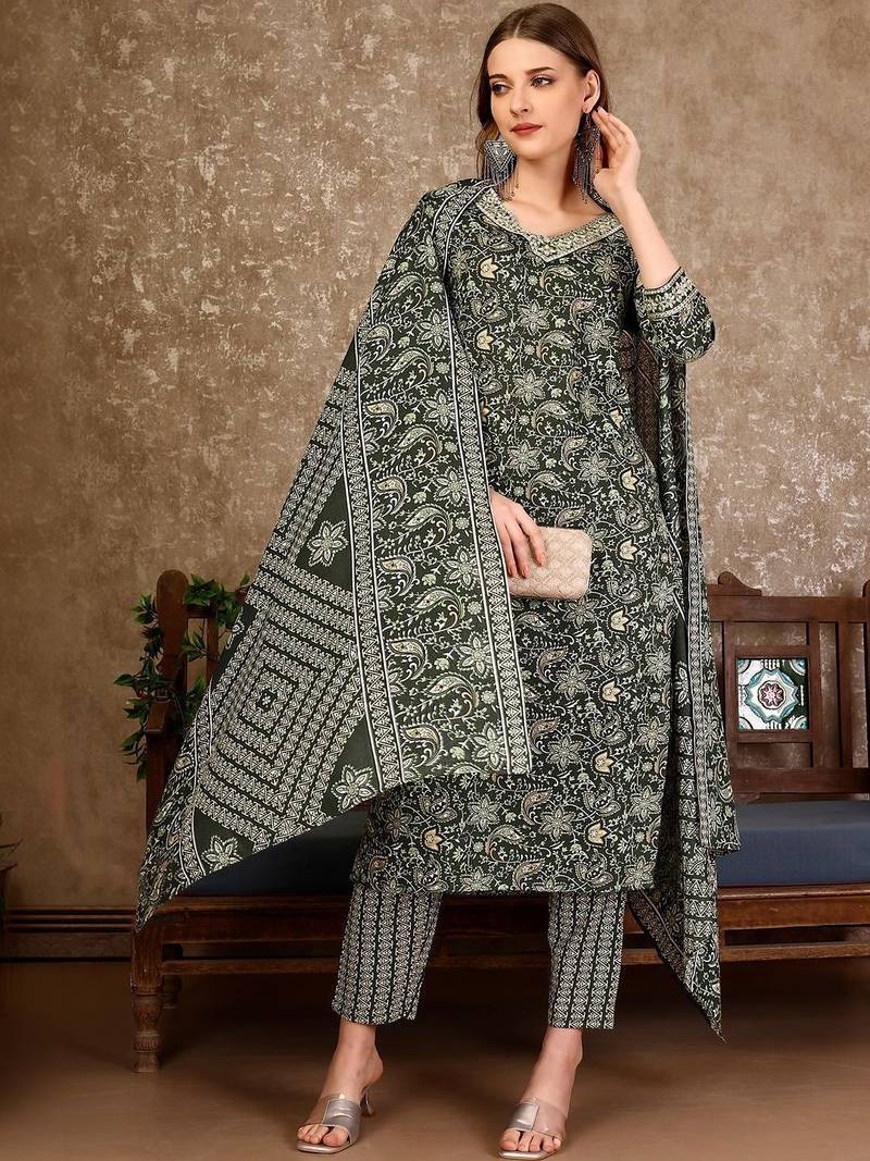 women floral printed kurta with trousers & with dupatta