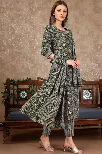 women floral printed kurta with trousers & with dupatta