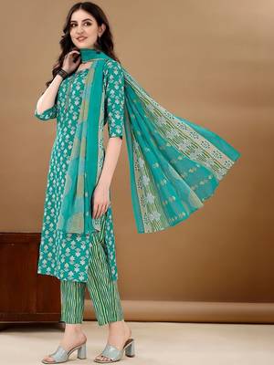 women ethnic motifs printed kurta with trousers & with dupatta 4