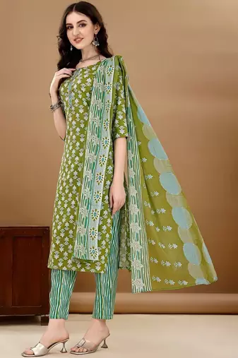 women ethnic motifs printed kurta with trousers & with dupatta