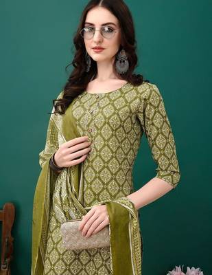 women printed kurta with trousers & with dupatta 2