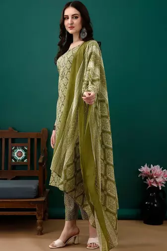 women printed kurta with trousers & with dupatta