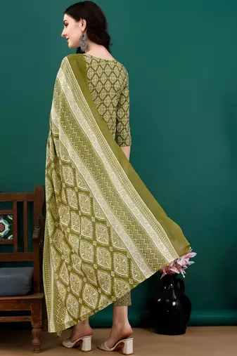 women printed kurta with trousers & with dupatta