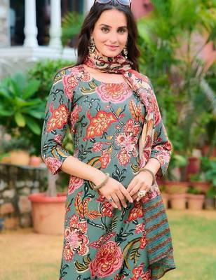 women floral printed regular kurta with trousers & with dupatta 2