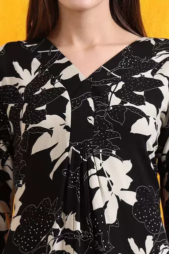 women floral printed regular kurta with palazzos