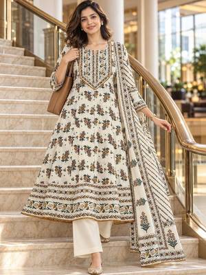 women floral printed regular  cotton kurta with palazzos & dupatta 1