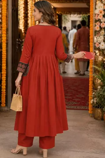 women ethnic motifs embroidered regular mirror work  cotton kurta with palazzos & with