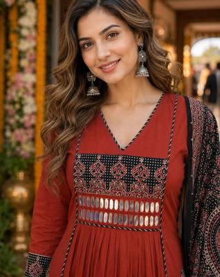women ethnic motifs embroidered regular mirror work  cotton kurta with palazzos & with 4