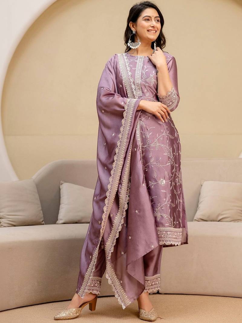 women ethnic motifs embroidered regular thread work kurta with trousers & with dupatta