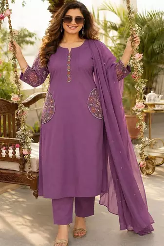women ethnic motifs embroidered regular thread work  cotton kurta with trousers & with