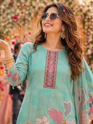 women floral printed regular thread work kurta with palazzos & with dupatta 3