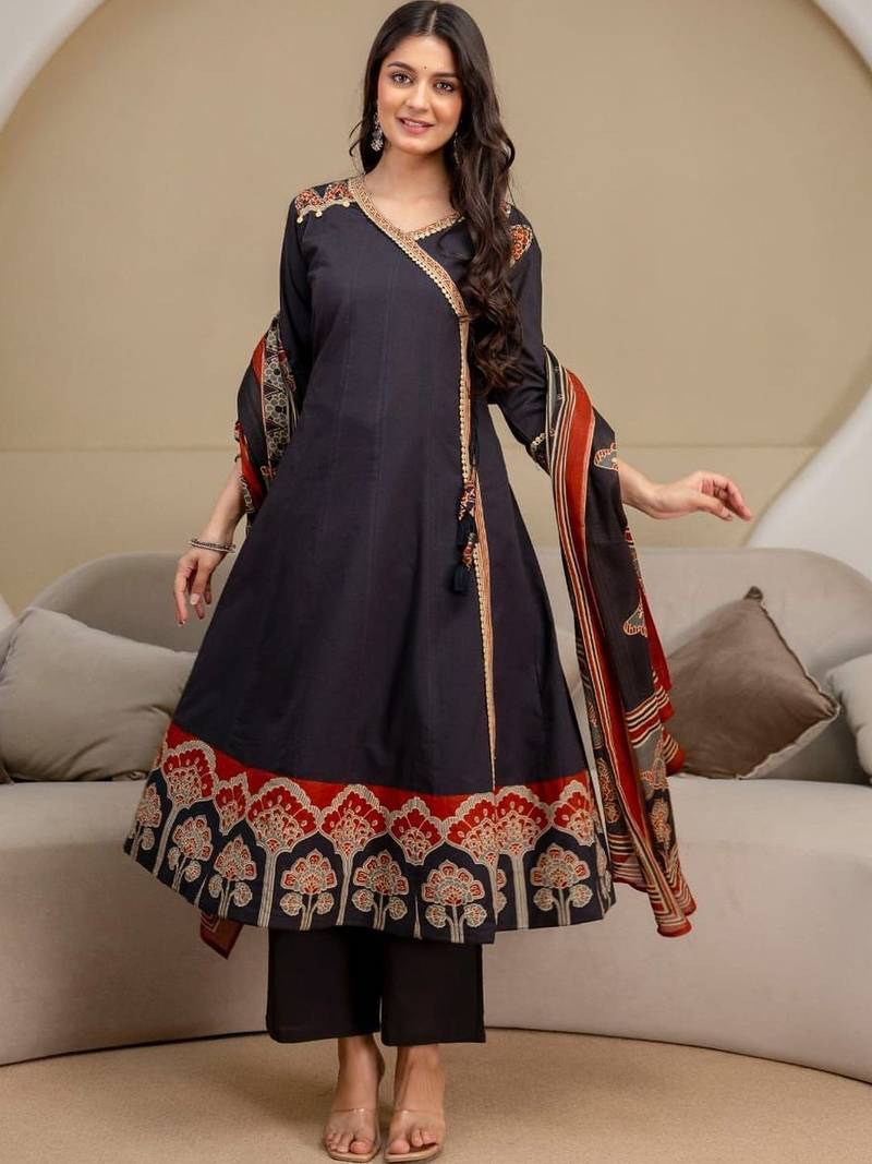 women ethnic motifs printed angrakha  cotton kurta with trousers & with dupatta