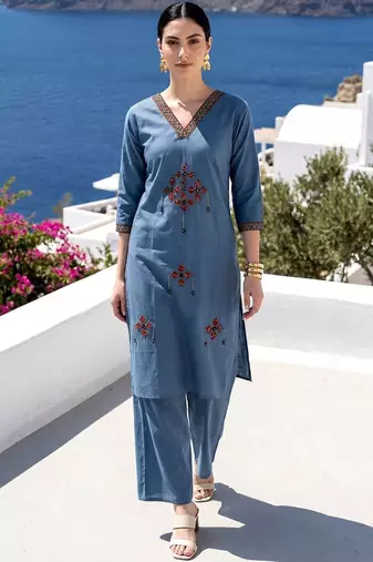 women ethnic motifs embroidered regular thread work  cotton kurta with palazzos