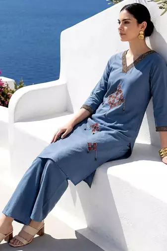 women ethnic motifs embroidered regular thread work  cotton kurta with palazzos