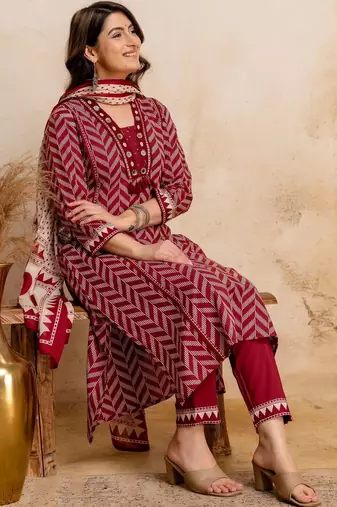 women printed regular mirror work  cotton kurta with trousers & with dupatta